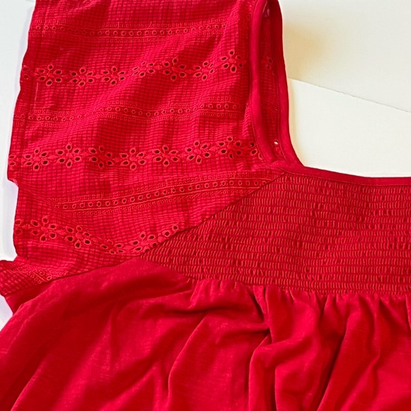 Women's Red Top - Picture 2 of 9